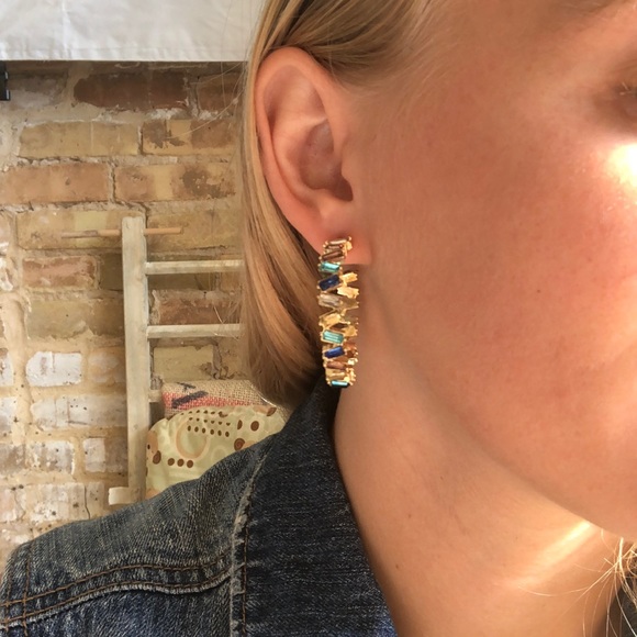 🌿Crystal Hoops! - Picture 6 of 6